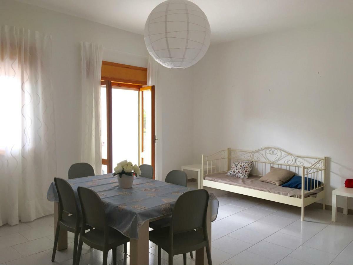 Apartament Victoria 150Mt From Beach Castelsardo Bagian luar foto