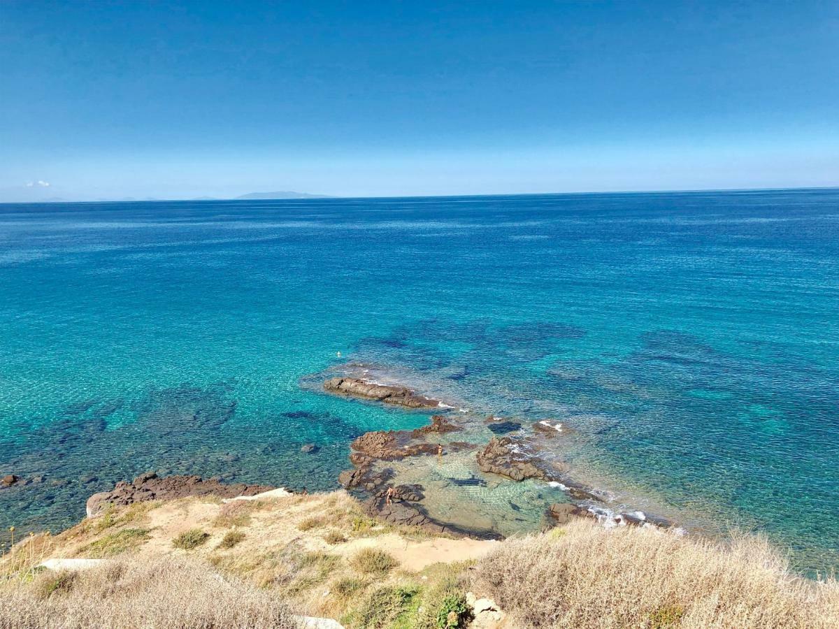 Apartament Victoria 150Mt From Beach Castelsardo Bagian luar foto