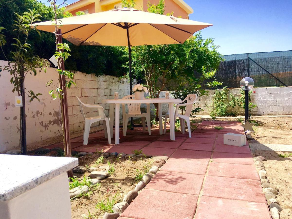 Apartament Victoria 150Mt From Beach Castelsardo Bagian luar foto